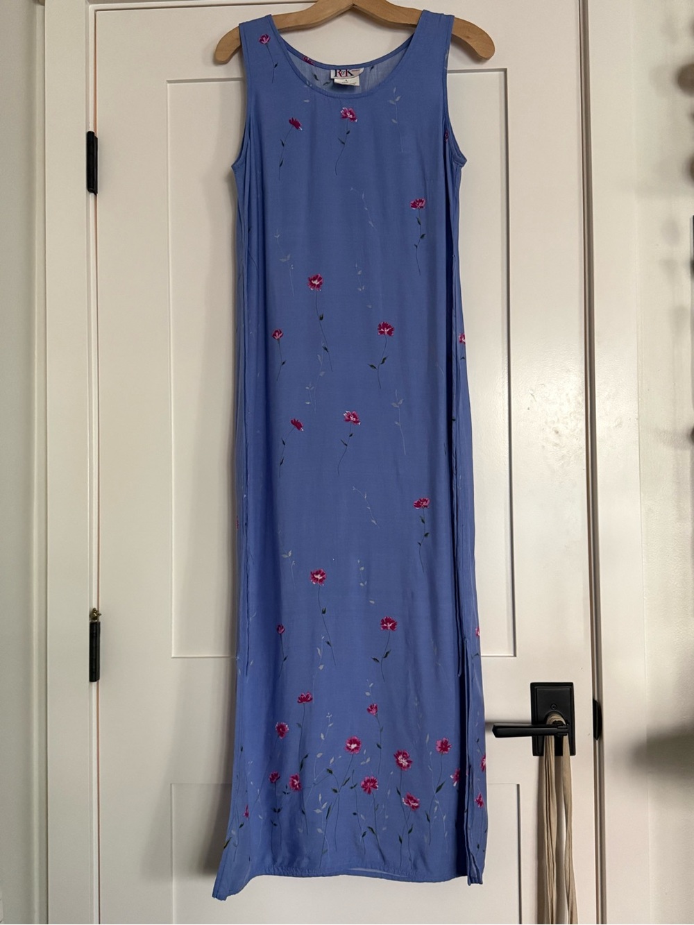 Vintage-style floral maxi/mid dress
